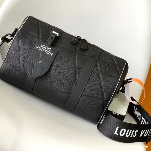 Brother Sam Yupoo 2304DJ0077 LV Bag 0421